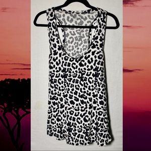 a.n.a. Black And White Leopard Print Tank Top XL